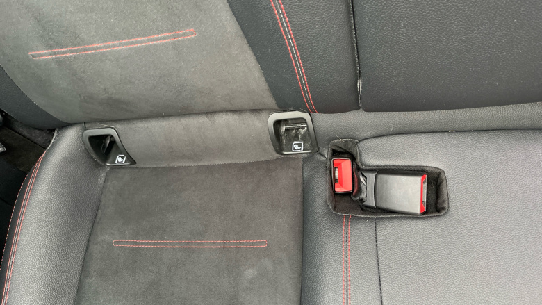 Mercedes-Benz GLA 200d AMG Line Premium Plus 5dr Auto Diesel Hatchback